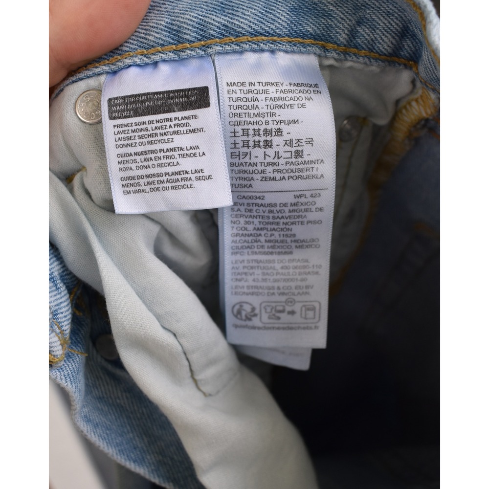 Levis 501 90s High Rise Straight Leg Jeans Light Wash Blue Denim Button Fly 28 - Picture 5 of 9